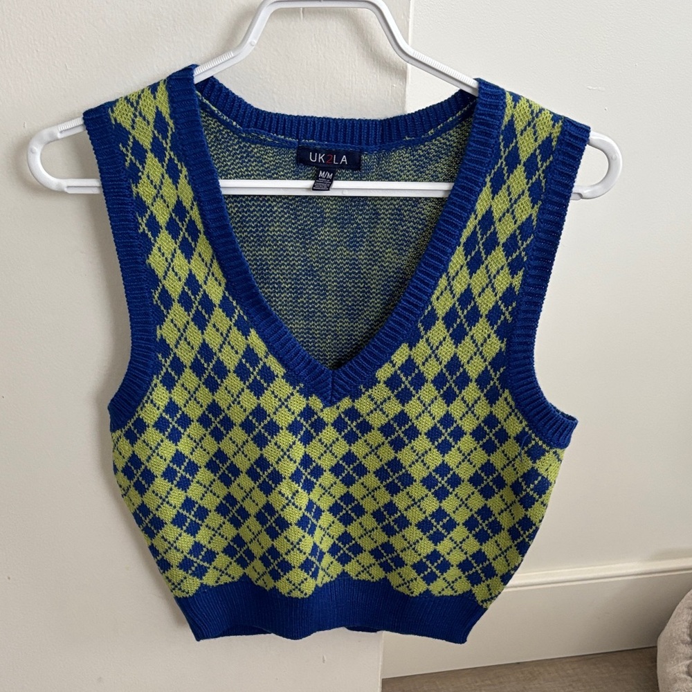 UK2LA Blue and Green Argyle Knit Vest